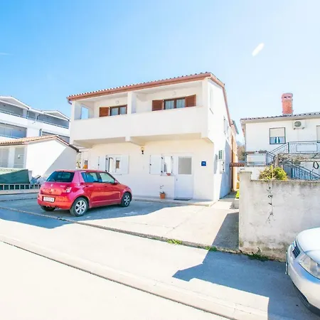 Guido Close From The Beach Apartment