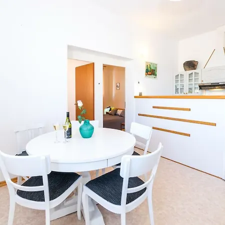 Apartment Guido Close From The Beach *