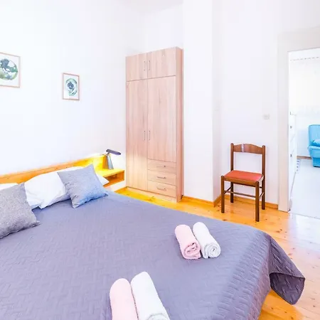 Apartment Guido Close From The Beach *