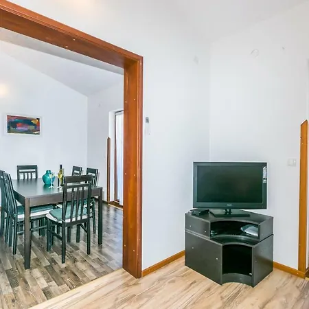 Guido Close From The Beach Apartment