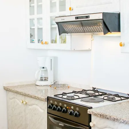 Guido Close From The Beach Apartment Pjescana Uvala